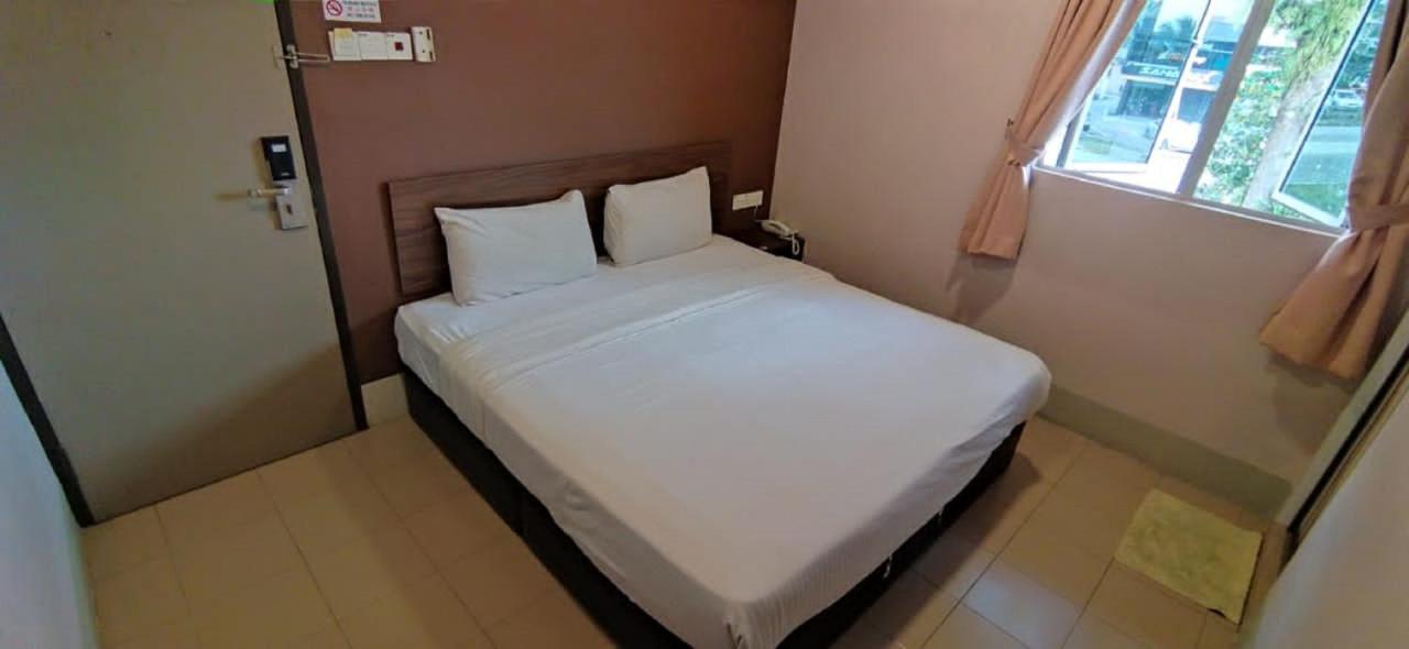 Dream House Hotel Skudai Exterior foto